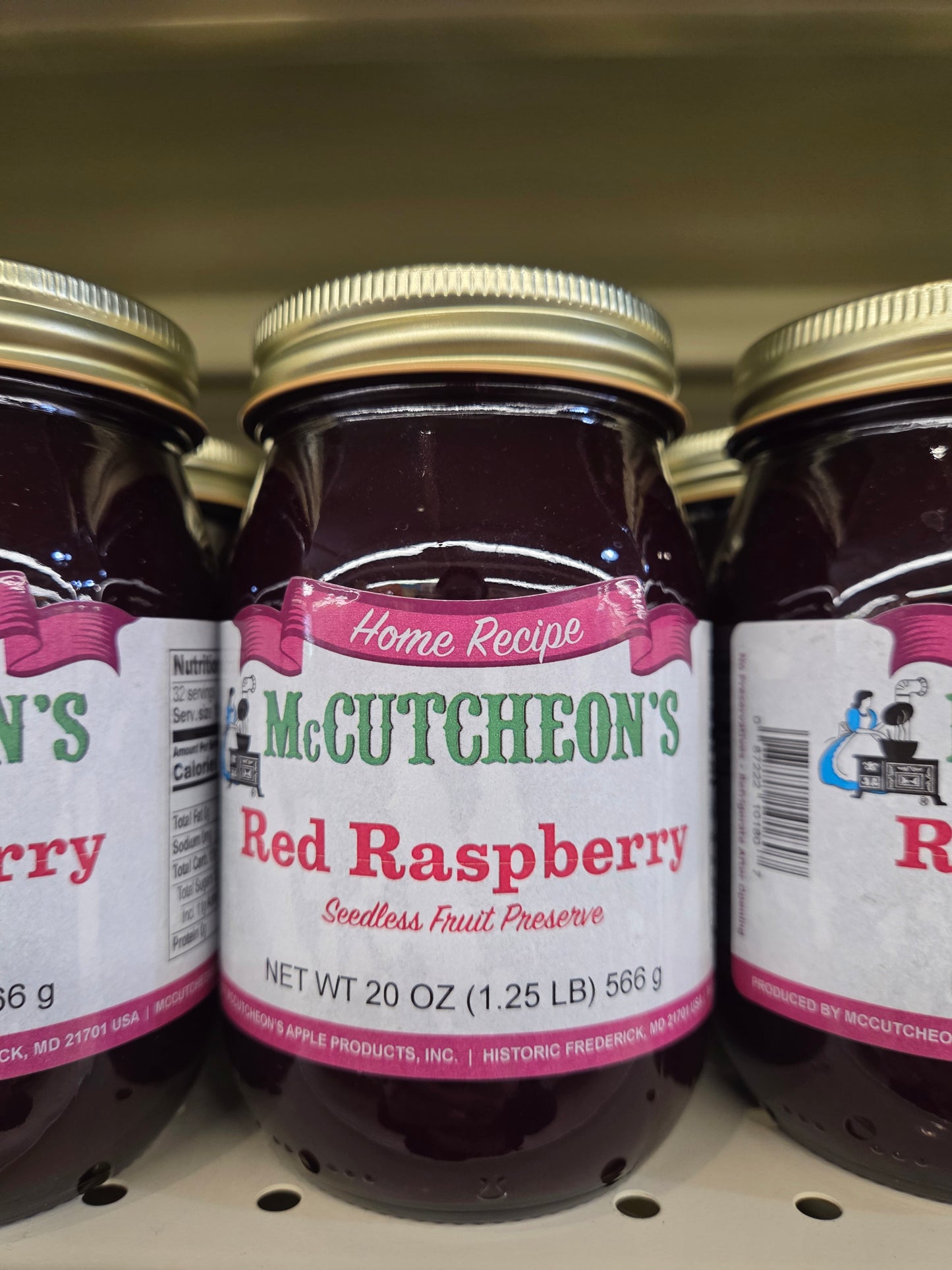 McCutcheons Red Raspberry Preserves Pint